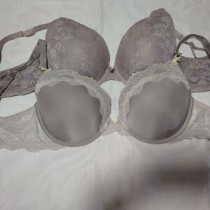 Lot Of 2 Victoria Secret Bras 34dd